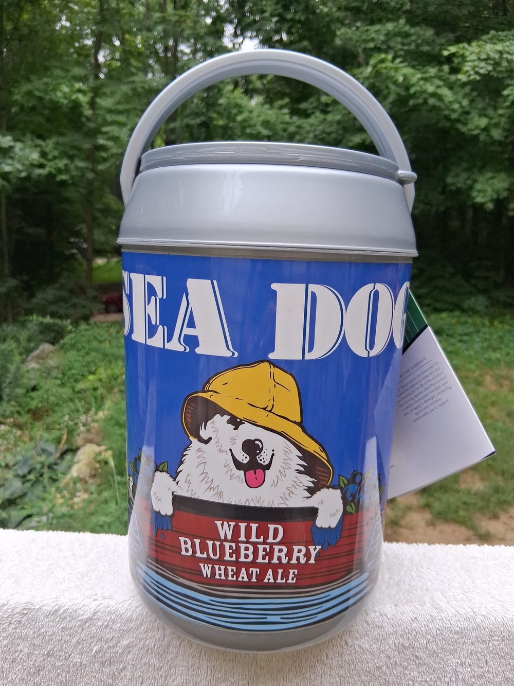 Sea Dog Brewing Co. Wild Blueberry Wheat Ale Mini Can Cooler 4 Quart NWT